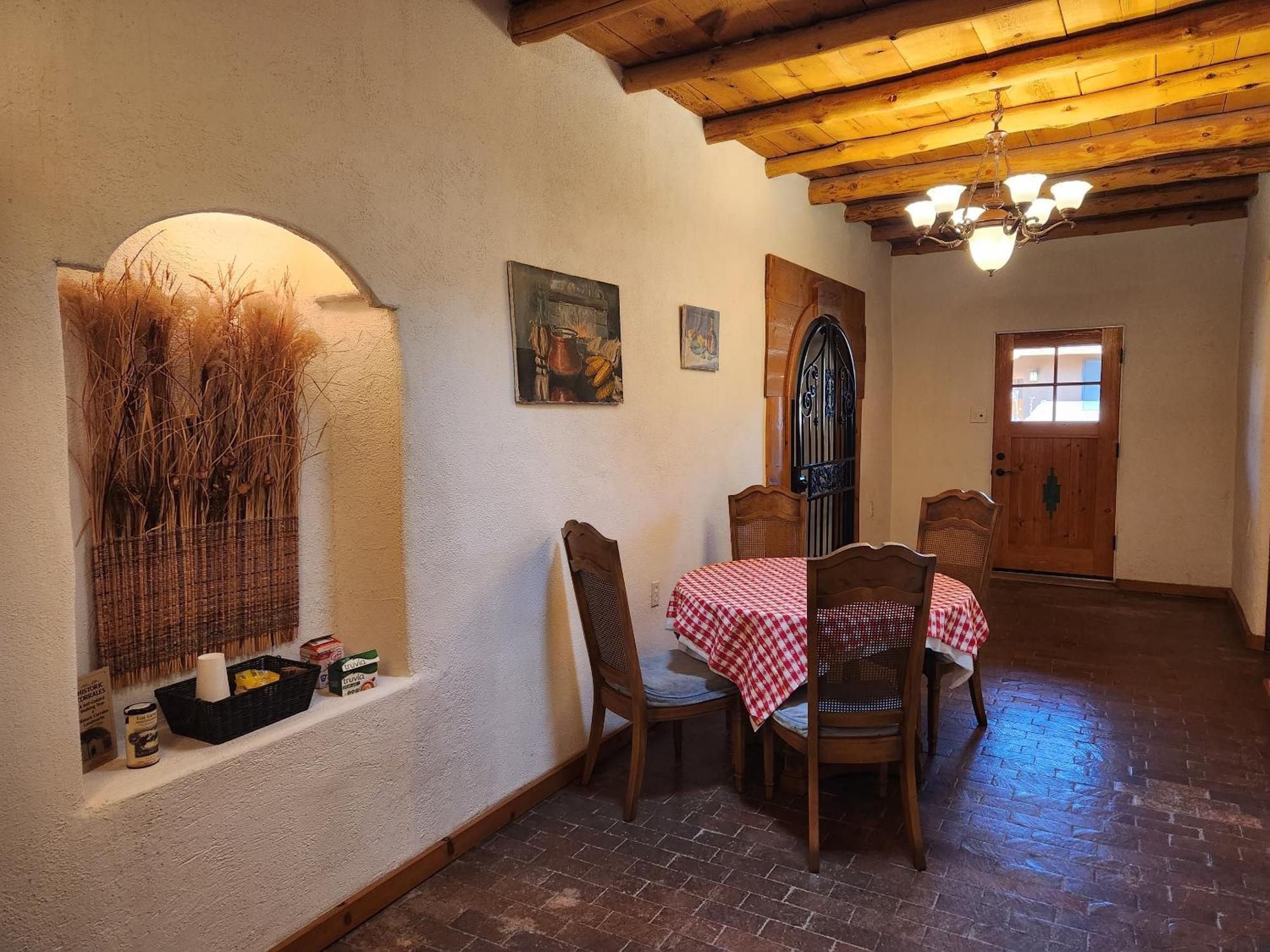 Red Mountain Manor Vineyard And Guesthouse Rio Rancho Extérieur photo