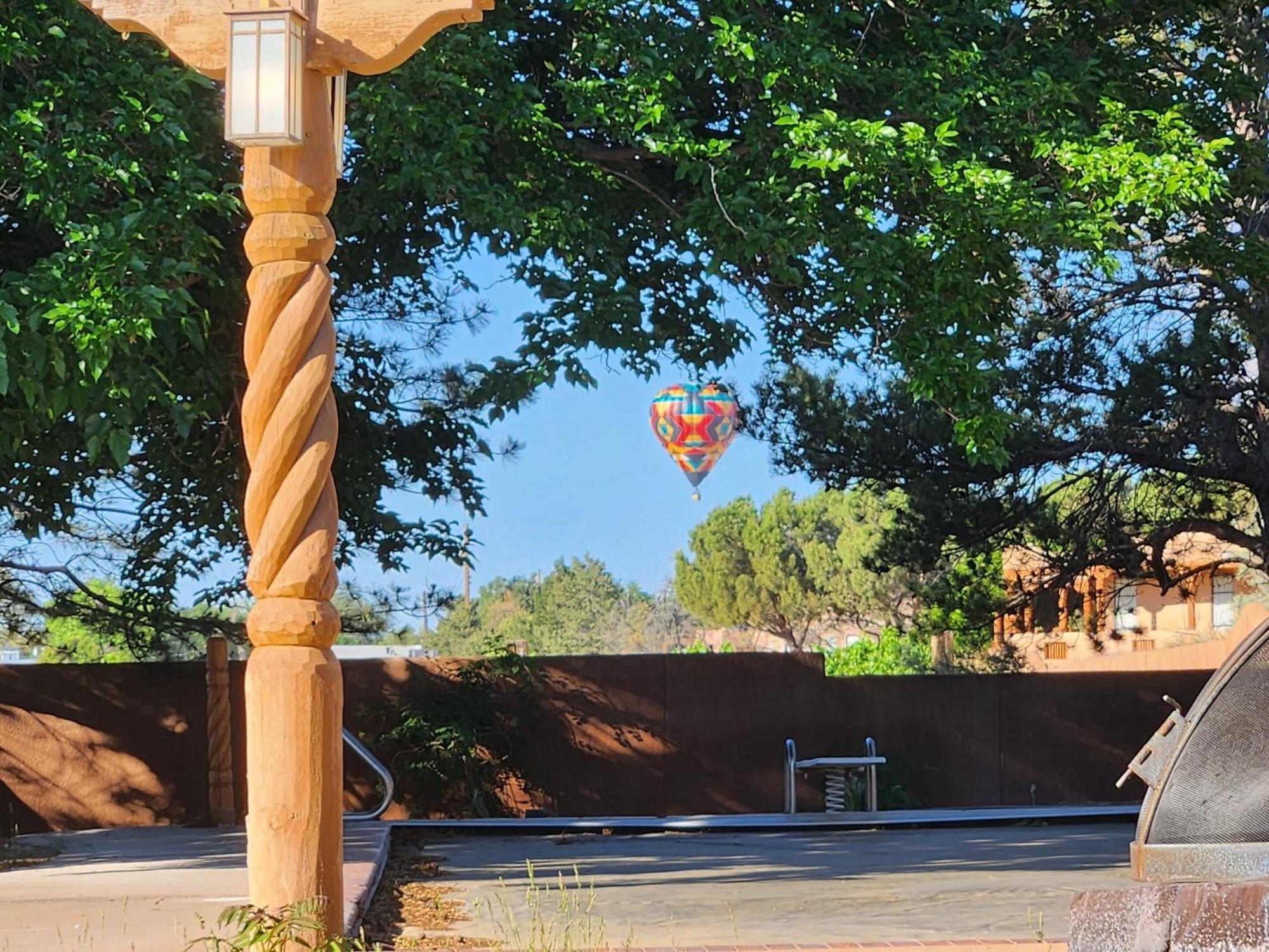 Red Mountain Manor Vineyard And Guesthouse Rio Rancho Extérieur photo