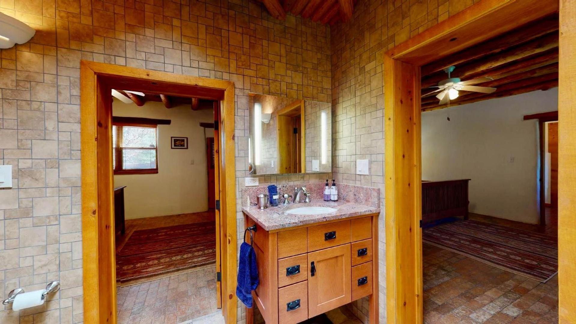 Red Mountain Manor Vineyard And Guesthouse Rio Rancho Chambre photo